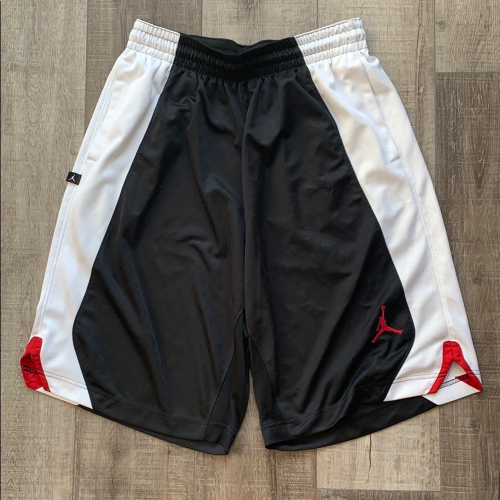 JORDAN SHORTS - Picture 1 of 8